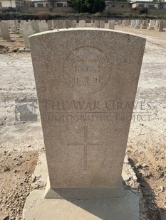 BAGHDAD (NORTH GATE) WAR CEMETERY - OSMOND, W